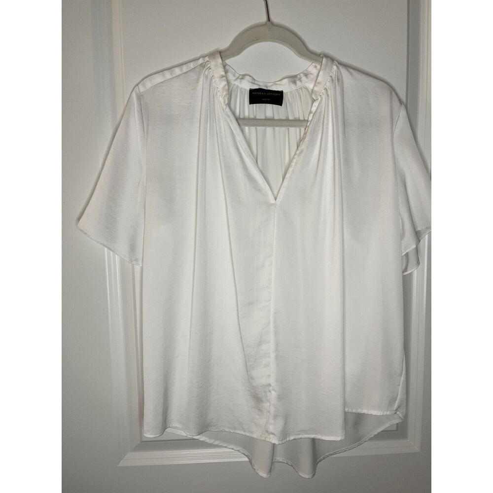 modern citizen V Neck White Top
